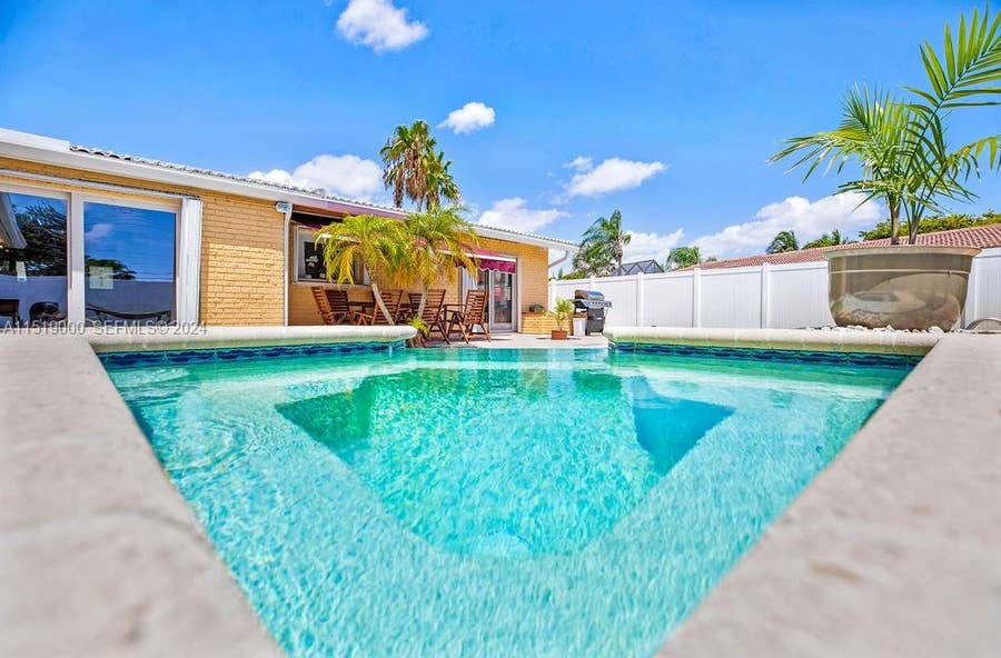 Property photo for 5320 NE 16th Terrace, Fort Lauderdale, FL