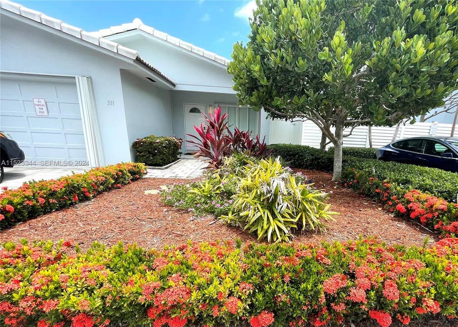 Property photo for 331 Desoto Street, Hollywood, FL
