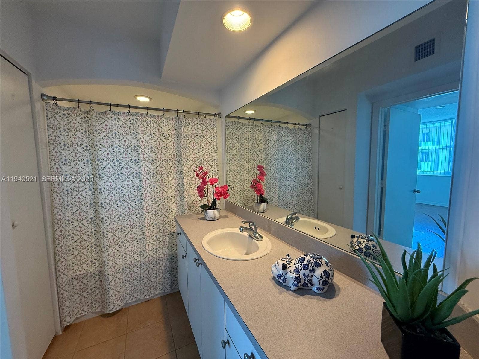 9201 Collins Avenue, #1023, Surfside, FL 33154 Photo 13