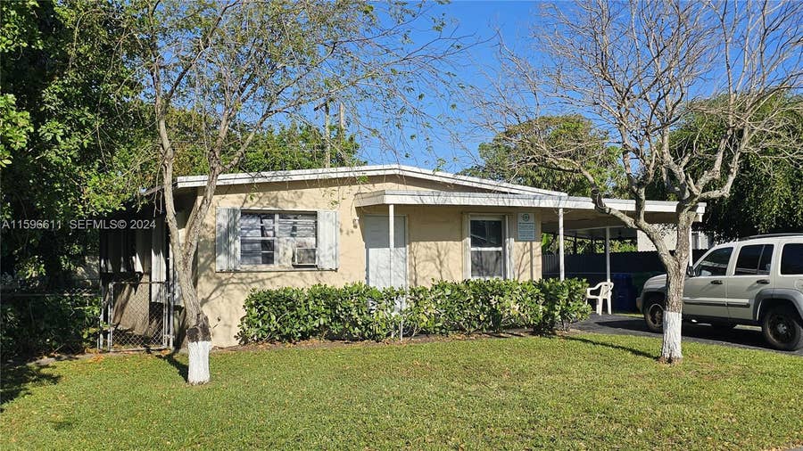 Property photo for 155 NW 30th Terrace, Fort Lauderdale, FL
