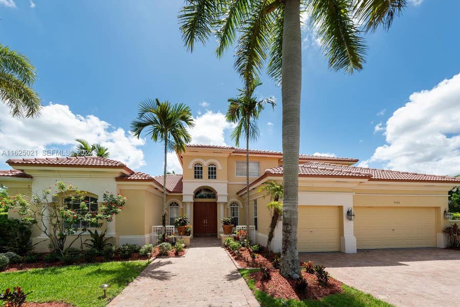 Property photo for 5166 Waters Edge Way, Cooper City, FL