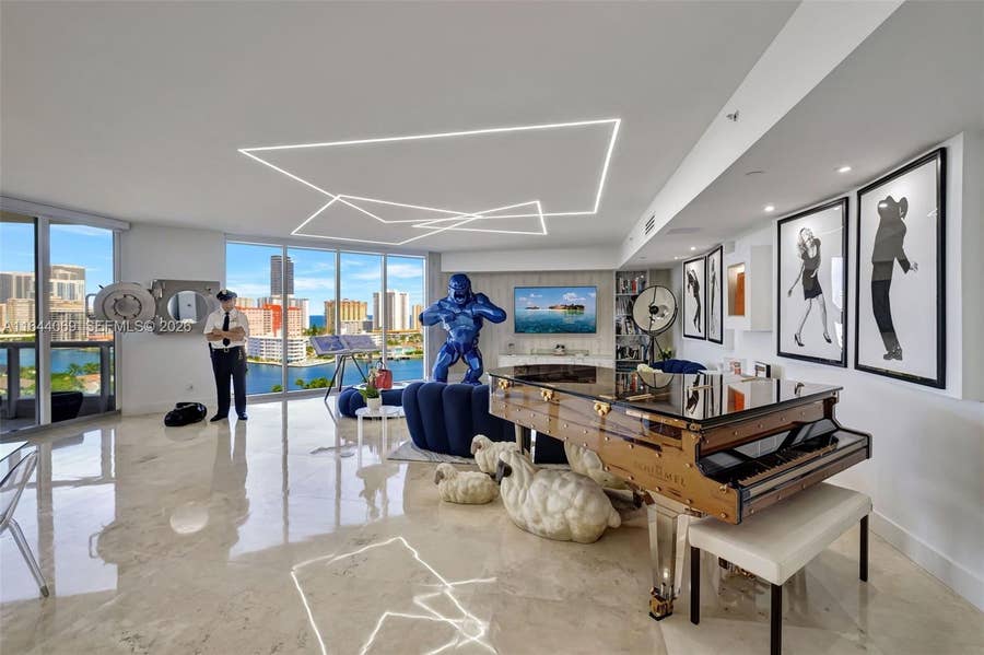 Property photo for 21200 Point Place, #1204, Aventura, FL