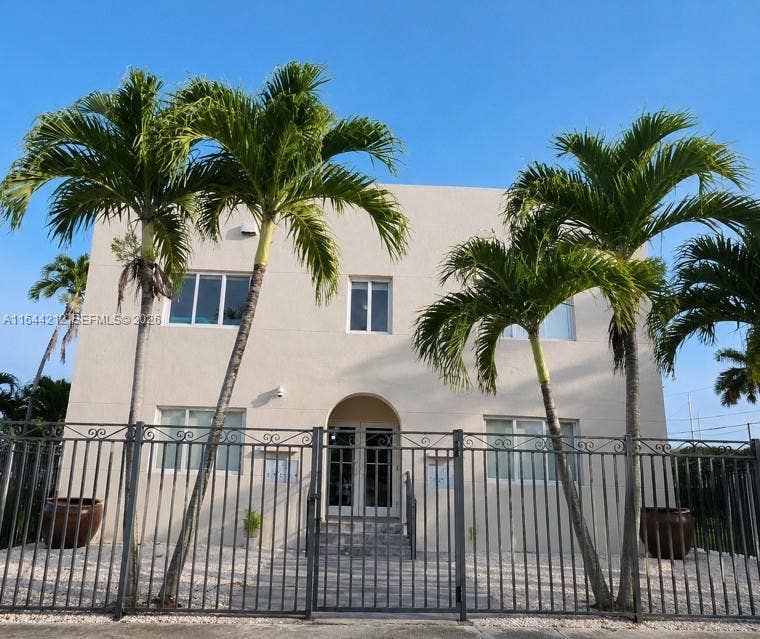 Property photo for 2500 NE 192nd Street, Miami, FL