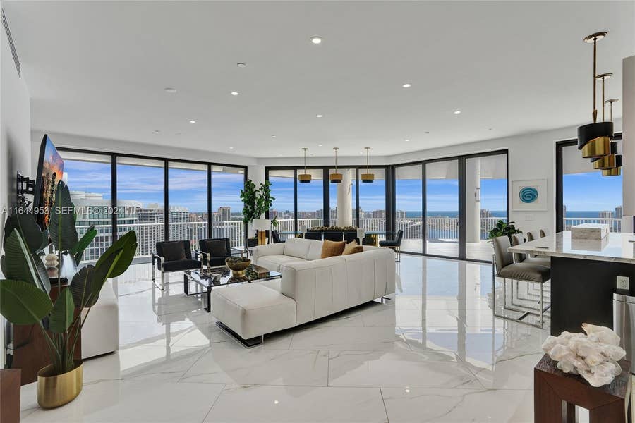 Property photo for 3000 Island Boulevard, #PH-4, Aventura, FL
