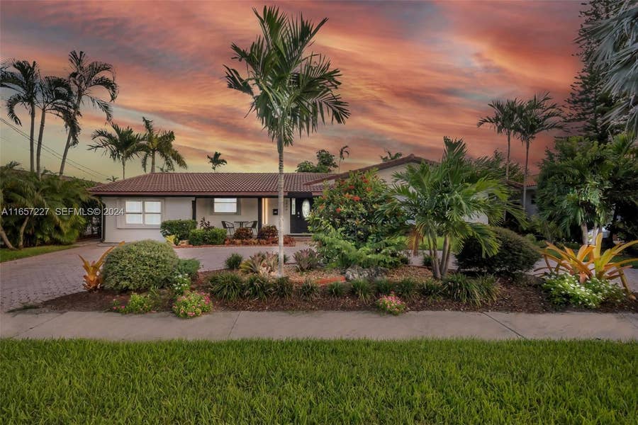 Property photo for 5830 NE 14th Road, Fort Lauderdale, FL