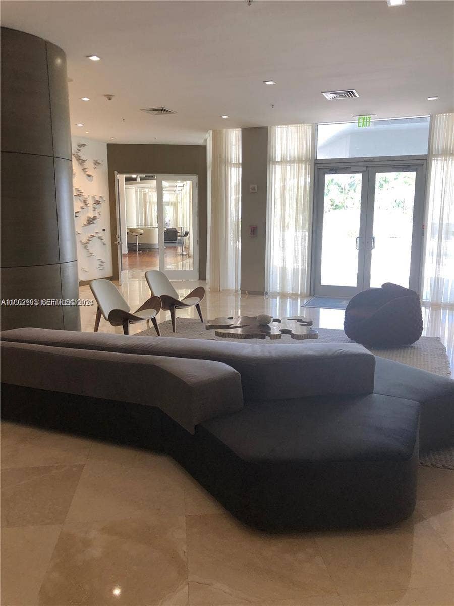10275 Collins Avenue, #929, Bal Harbour, FL 33154 Photo 7