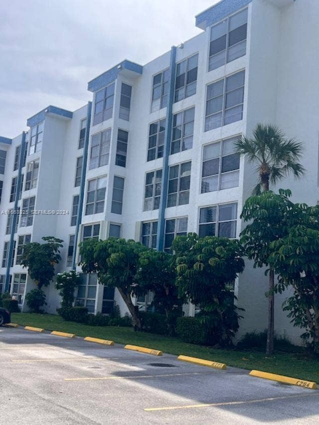 Property photo for 17570 Atlantic Boulevard, #401, Sunny Isles Beach, FL