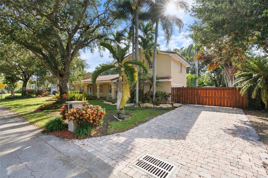 Property photo for 15224 SW 80th Avenue, Palmetto Bay, FL