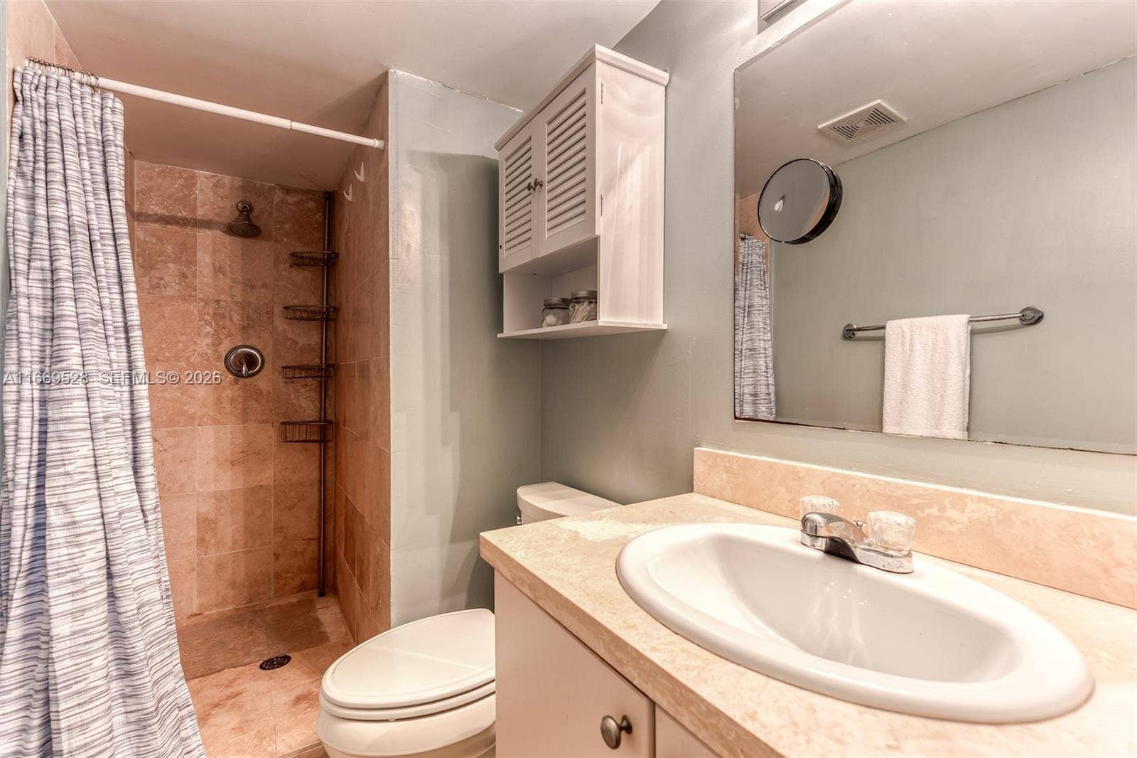 840 Pine Drive, #103, Pompano Beach, Pompano Beach, FL 33060 master bathroom