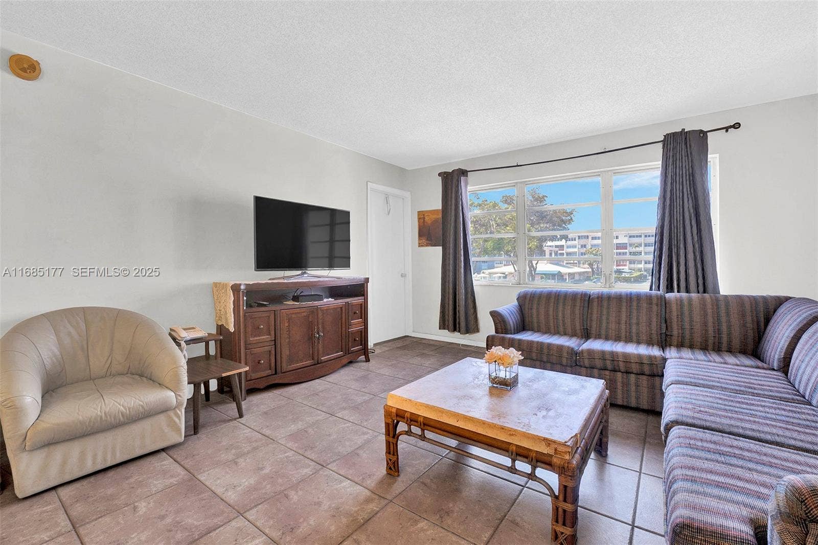 410 SE 2nd Street, #220, Hallandale Beach, FL 33009 Photo 11