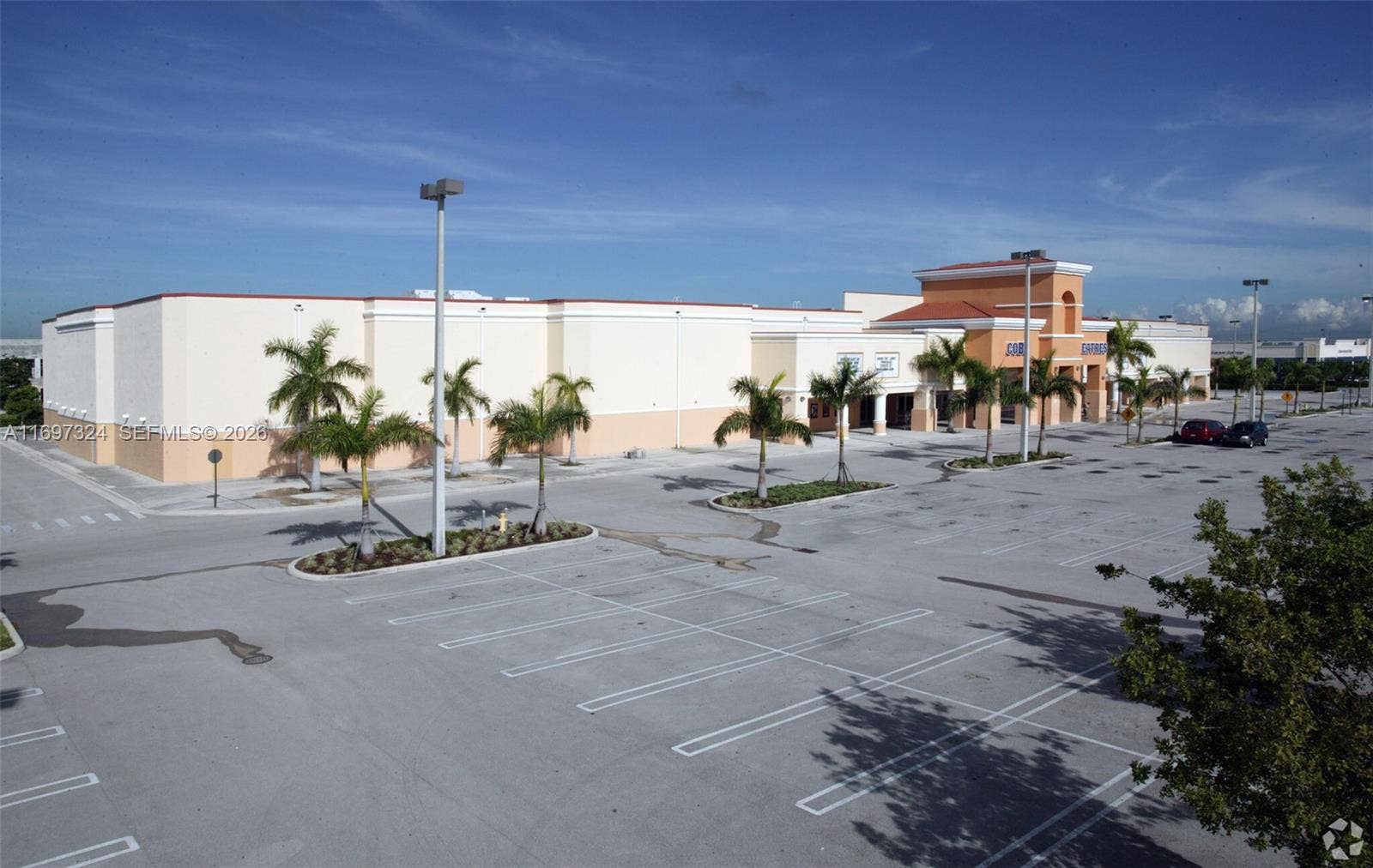 17355 NW 59th Avenue, Hialeah, Hialeah, FL 33015 Photo 4