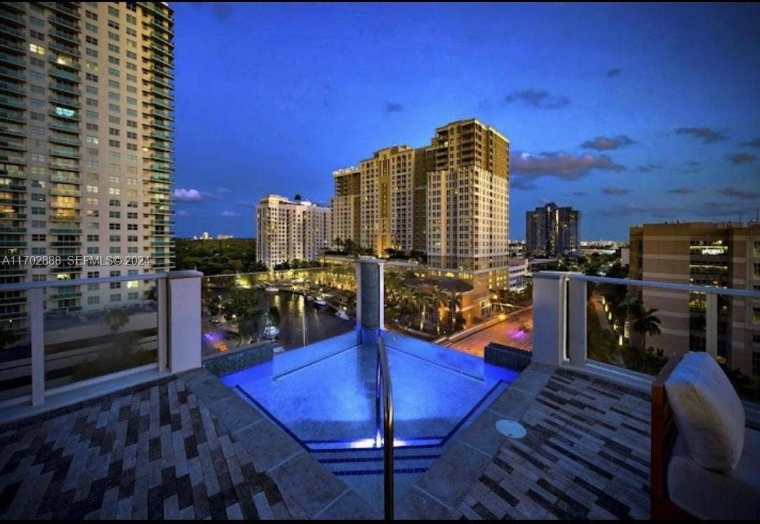 215 N New River Drive E, #1050, Fort Lauderdale, Fort Lauderdale, FL 33301 Photo 3