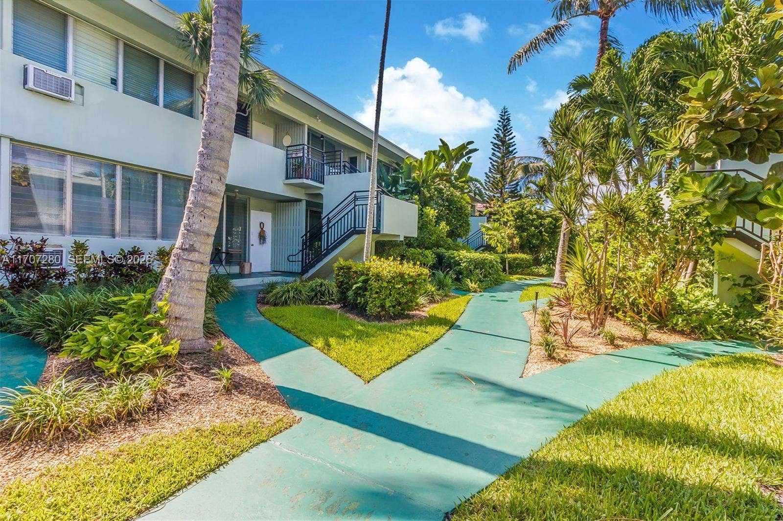 1060 98 Street, Bay Harbor Islands, Bay Harbor Islands, FL 33154 Photo 12