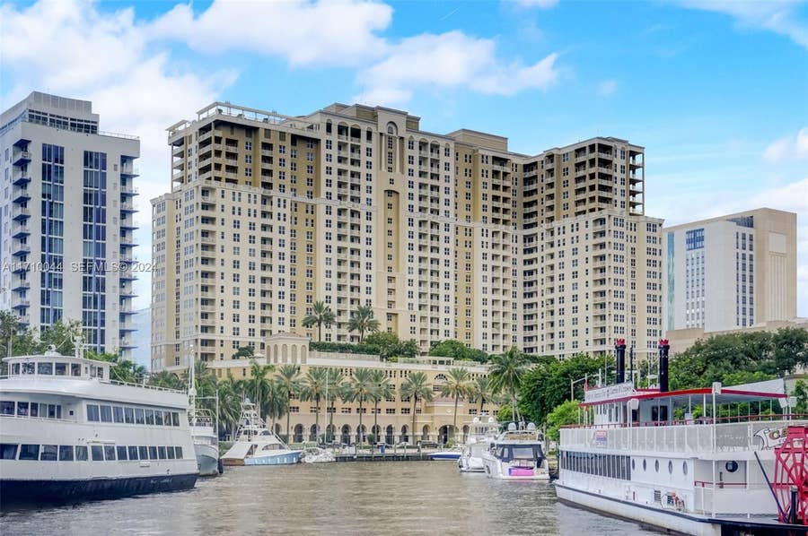Property photo for 511 SE 5th Avenue, #813, Fort Lauderdale, FL