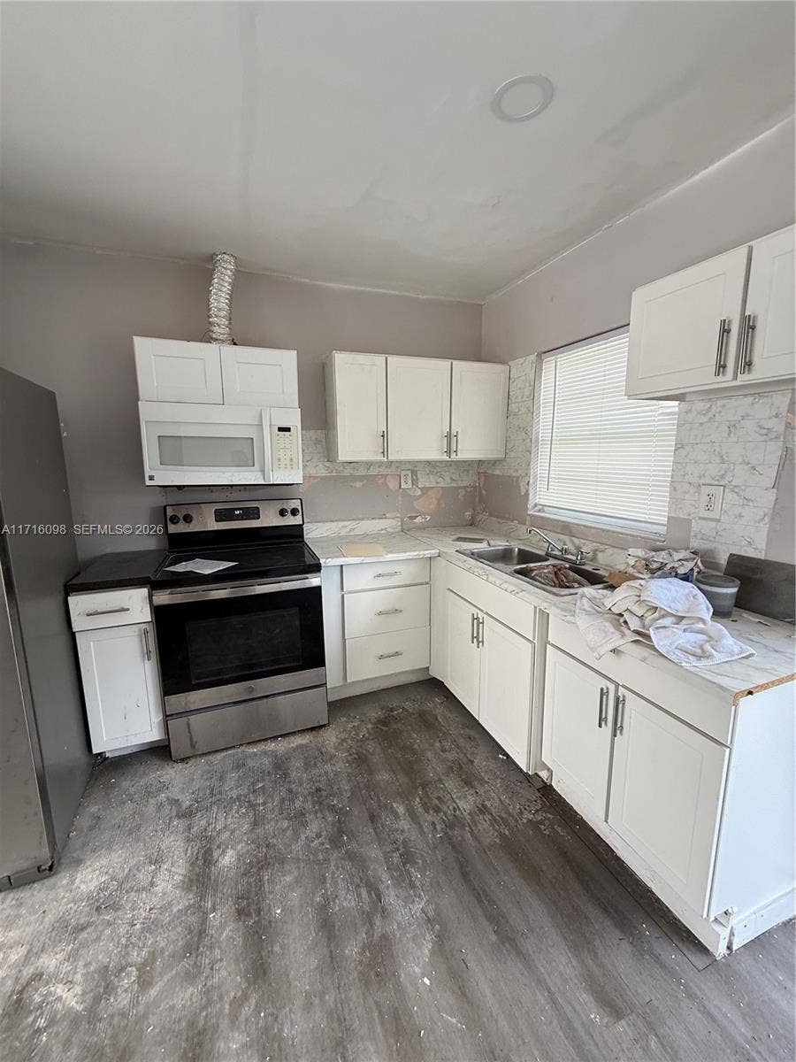 Property photo for 1240 SW 32nd Avenue, Fort Lauderdale, FL