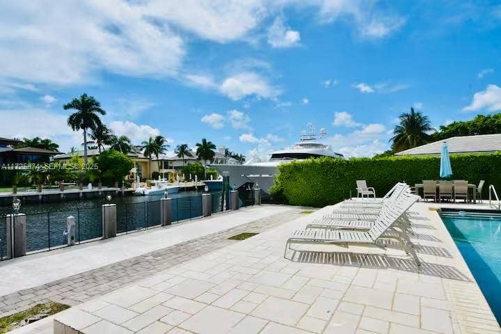 12 Isla Bahia Drive, Fort Lauderdale, Fort Lauderdale, FL 33316 Photo 9