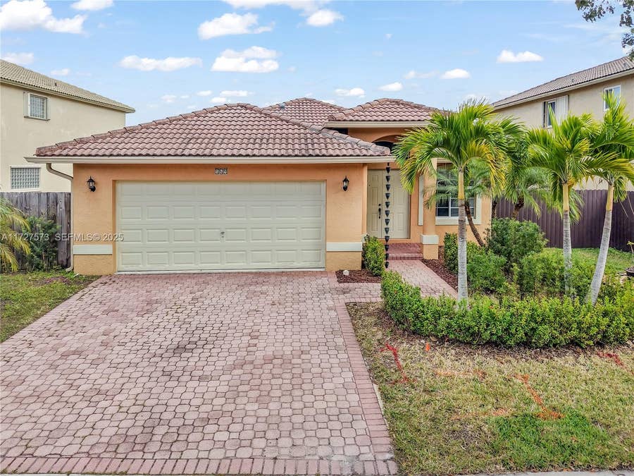 Property photo for 169 SW 206th Avenue, Pembroke Pines, FL