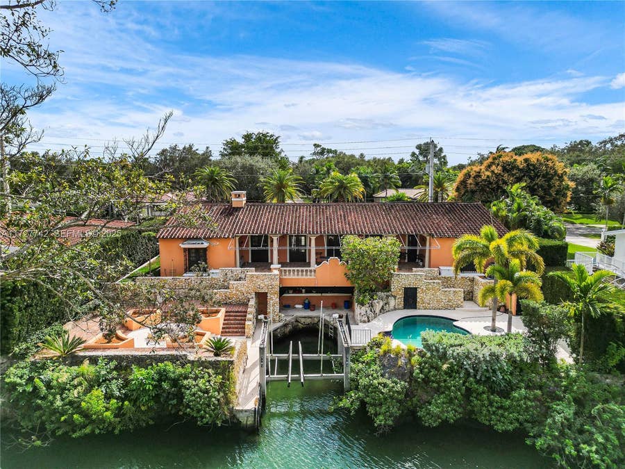 Property photo for 1181 S Alhambra Circle, Coral Gables, FL