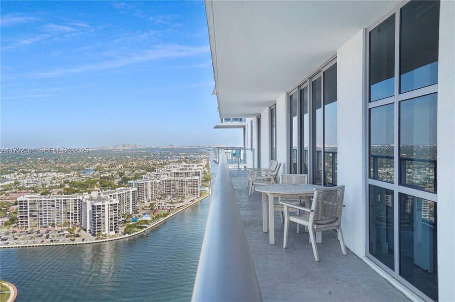 Property photo for 4010 S Ocean Drive, #R2604, Hollywood, FL