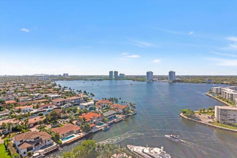 Property photo for 1000 Island Boulevard, #2003, Aventura, FL