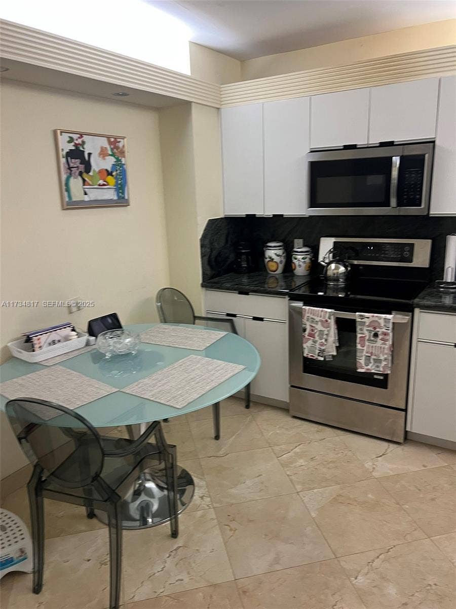9801 Collins Avenue, #17J, Bal Harbour, FL 33154 Photo 24