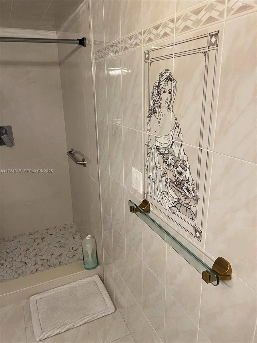 9801 Collins Avenue, #17J, Bal Harbour, FL 33154 Photo 21