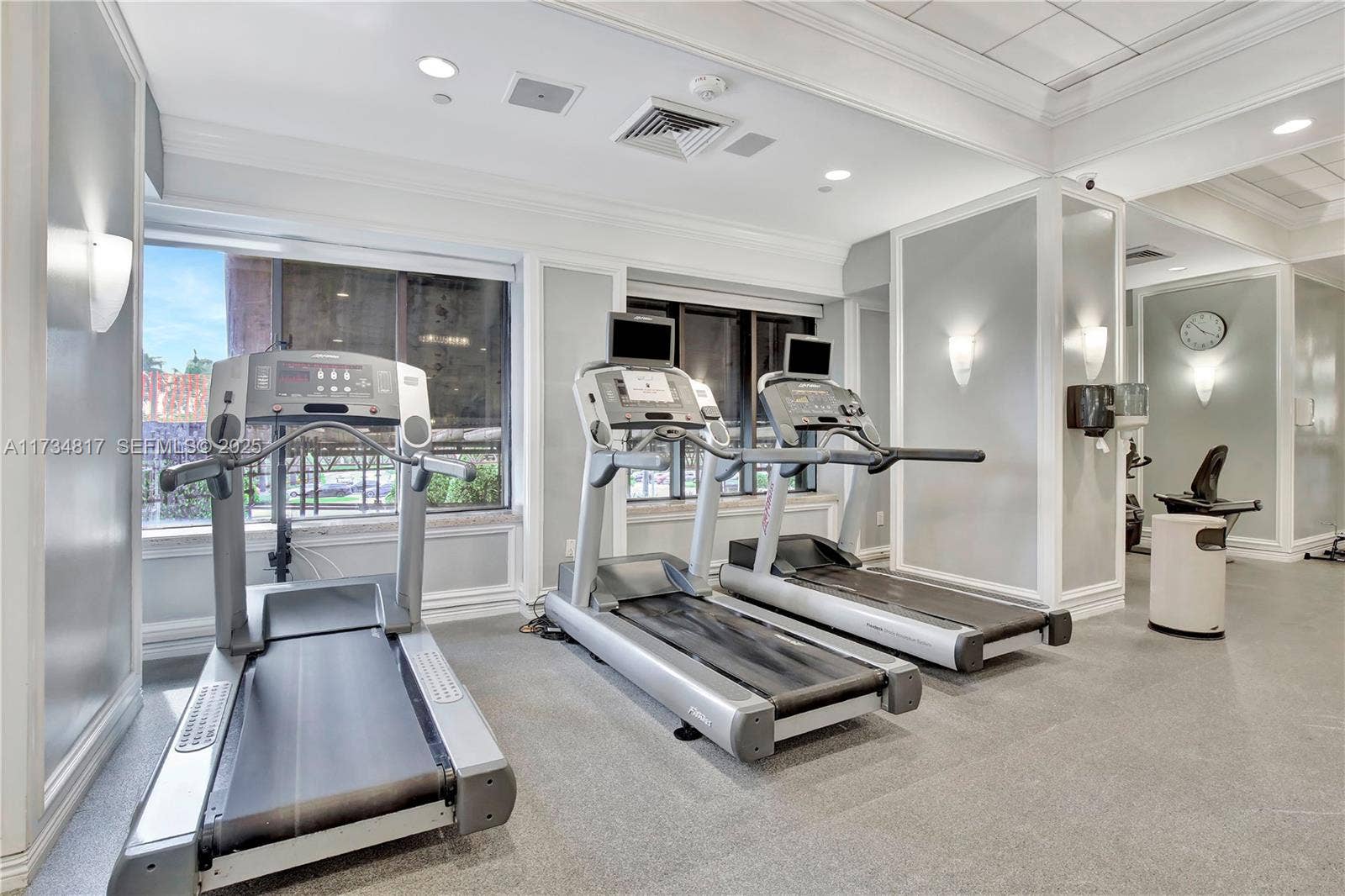 9801 Collins Avenue, #17J, Bal Harbour, FL 33154 Photo 29