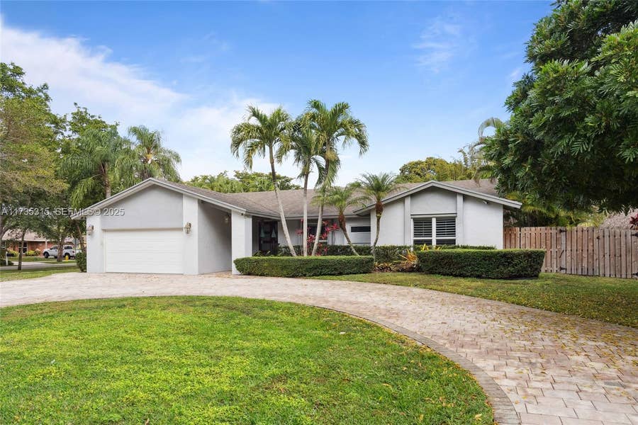 Property photo for 11601 Island Road, Cooper City, FL