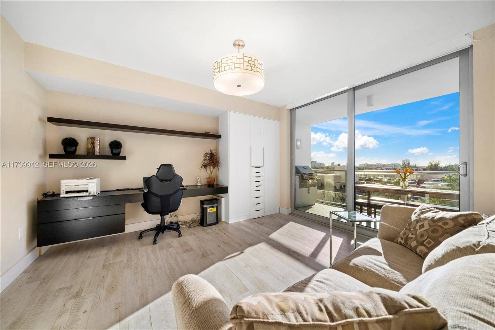 1180 N Federal Highway, #605, Fort Lauderdale, FL 33304 2nd Bedroom with Full En Suite Bathroom
