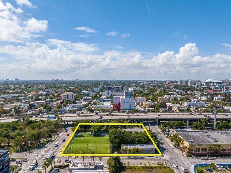 301 SW 8th Street, Miami, Miami, FL 33130 Photo 5
