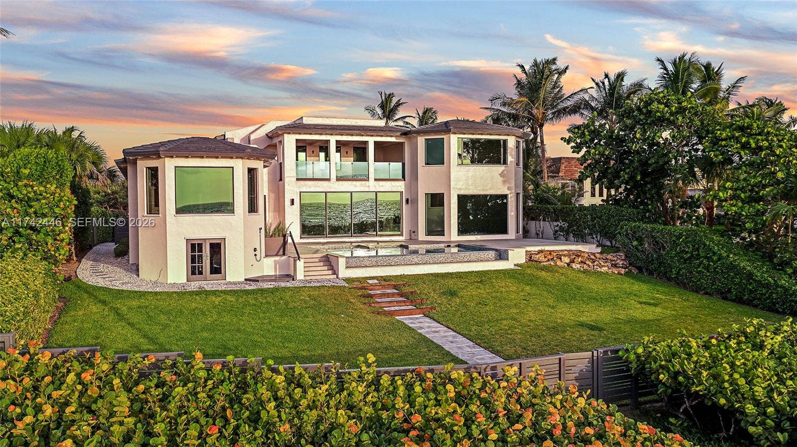 22 Ocean Drive, Jupiter Inlet Colony, FL 33469 Photo 3