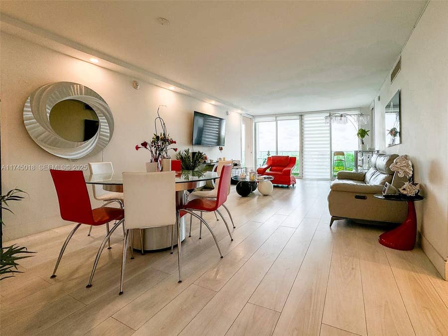 Property photo for 100 Bayview Drive, #721, Sunny Isles Beach, FL