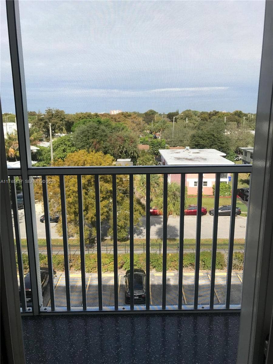Property photo for 16950 W Dixie Hwy A631 Highway, #631, North Miami Beach, FL
