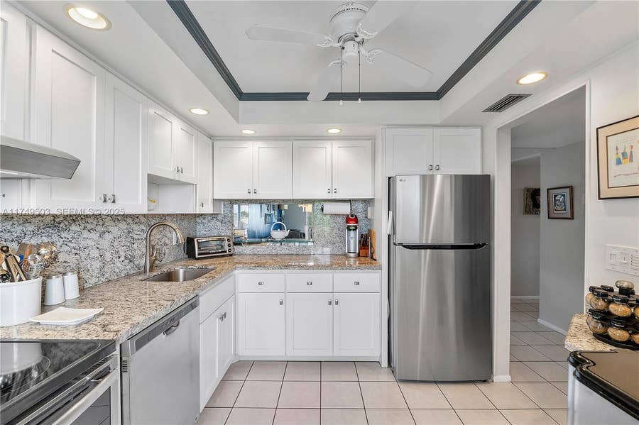 Property photo for 4800 Hillcrest Lane, #514, Hollywood, FL