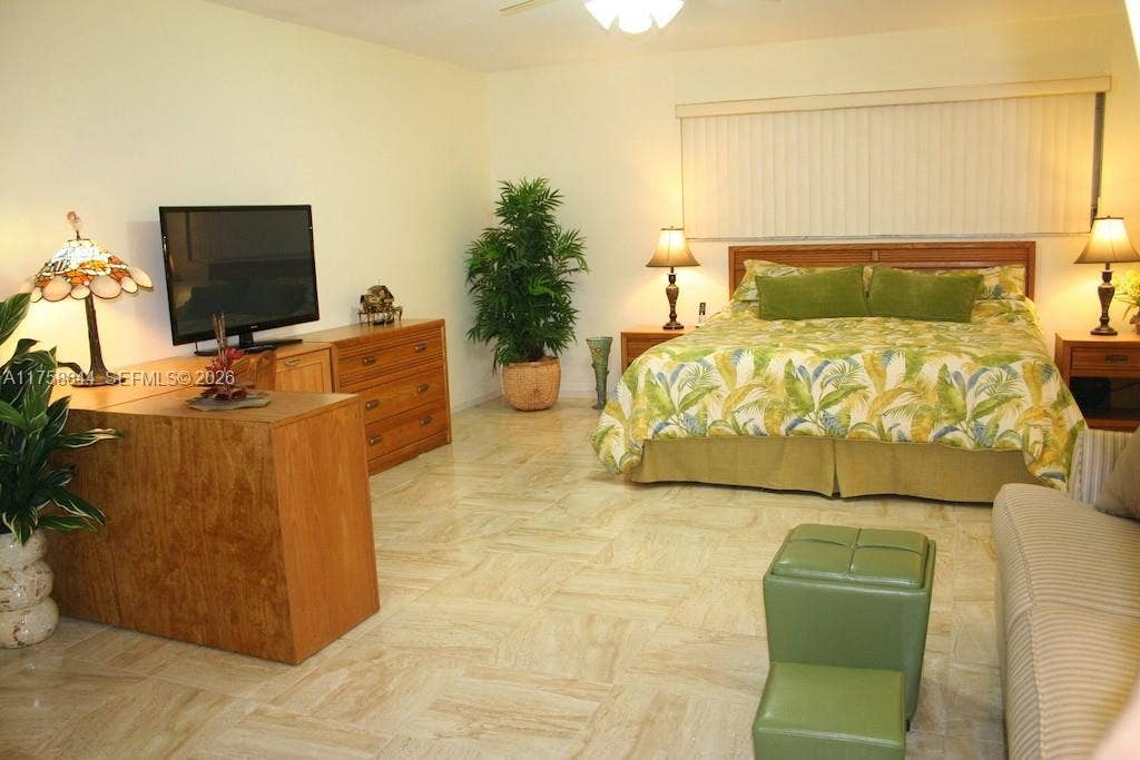 1933 Twin Dolphin Lane, Fort Lauderdale, Fort Lauderdale, FL 33316 Photo 12