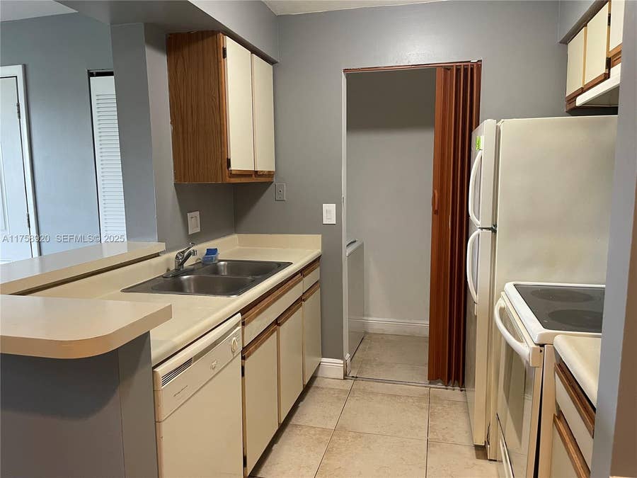 Property photo for 1247 SW 46th Avenue, #1312, Pompano Beach, FL