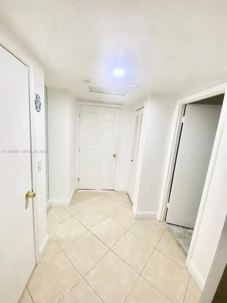 9801 Collins Avenue, #8M, Bal Harbour, FL 33154 Photo 22