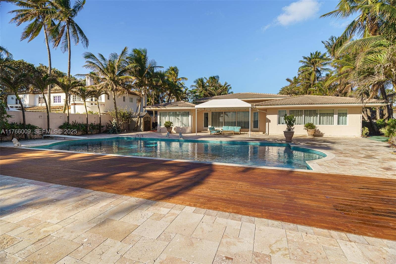 205 Ocean Boulevard, Golden Beach, FL 33160 Photo 12