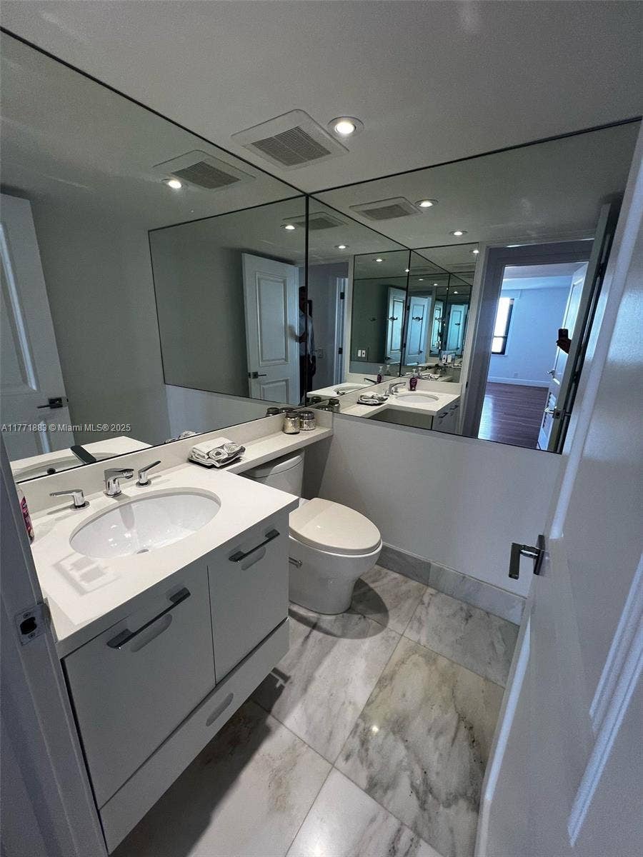 10175 Collins Avenue, #1101, Bal Harbour, Bal Harbour, FL 33154 Photo 31