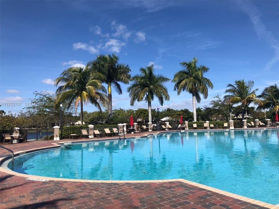 Property photo for 19370 Collins Avenue, #326, Sunny Isles Beach, FL