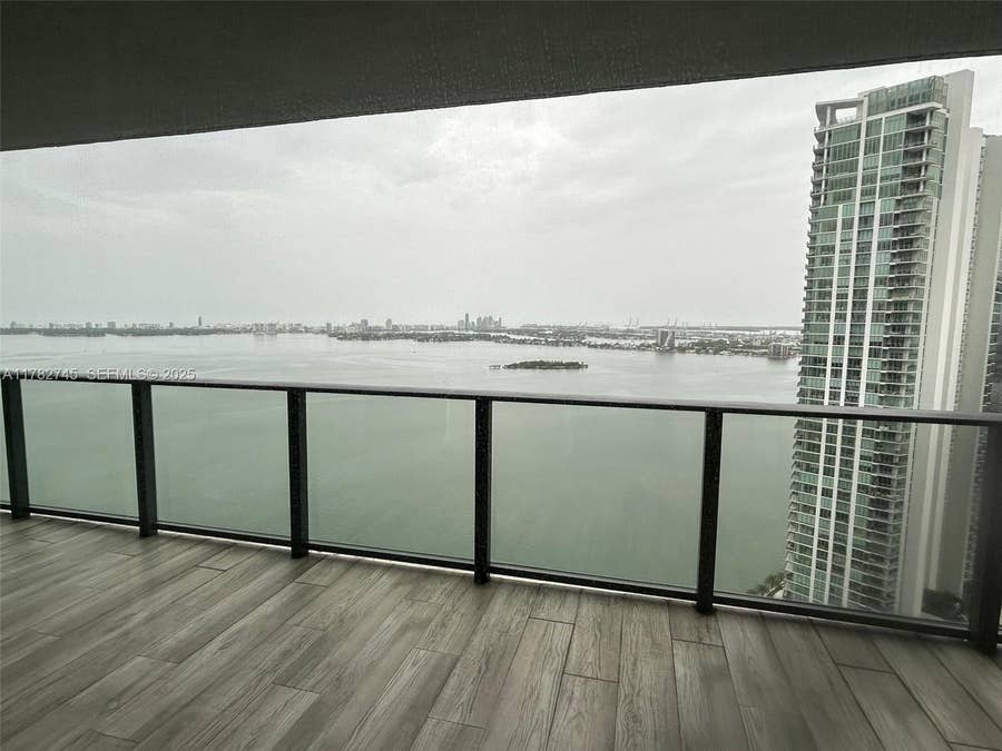 Property photo for Miami, FL