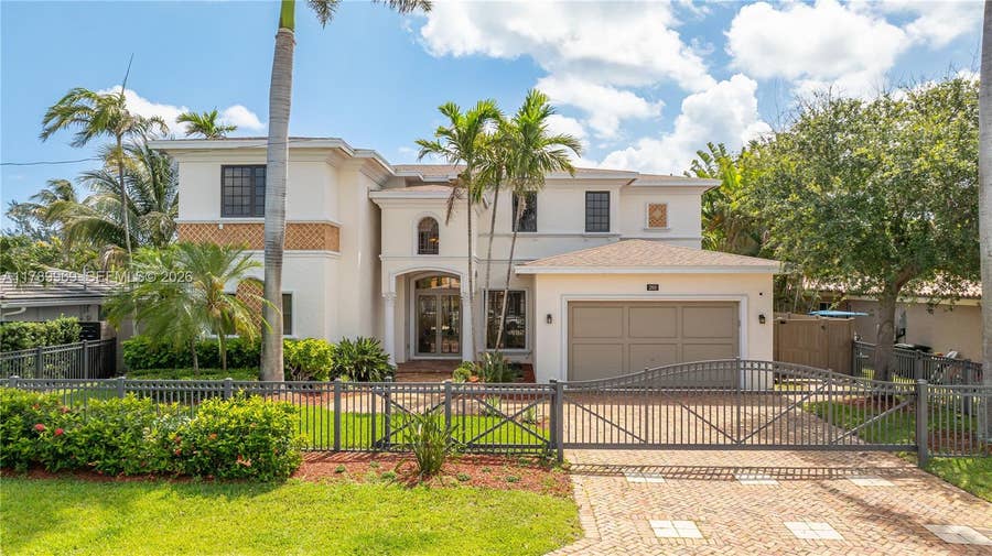 Property photo for 260 NE Wavecrest Court, Boca Raton, FL