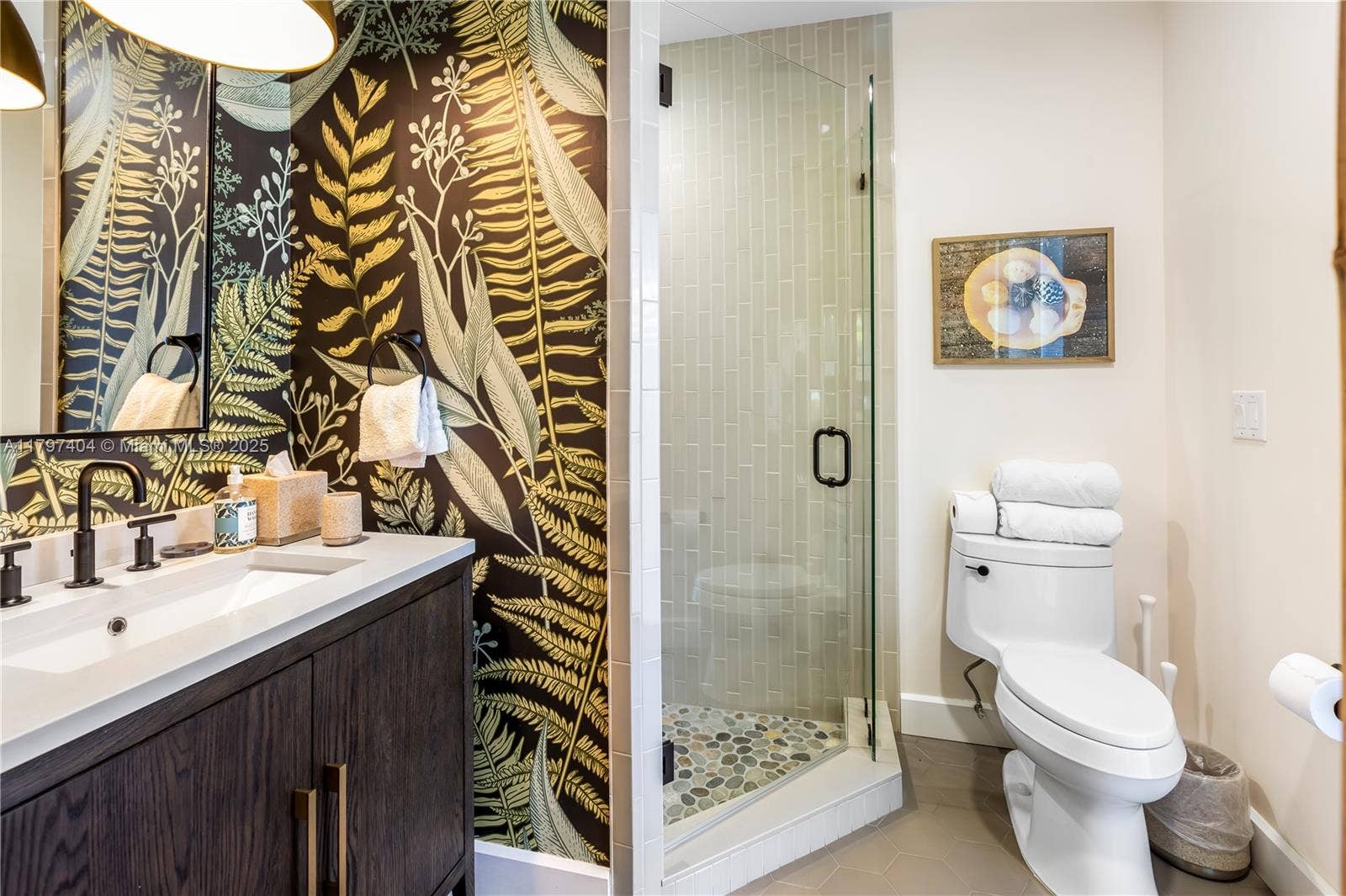 2120 N Ocean Boulevard, #VII, Fort Lauderdale, FL 33305 Cabana Bathroom