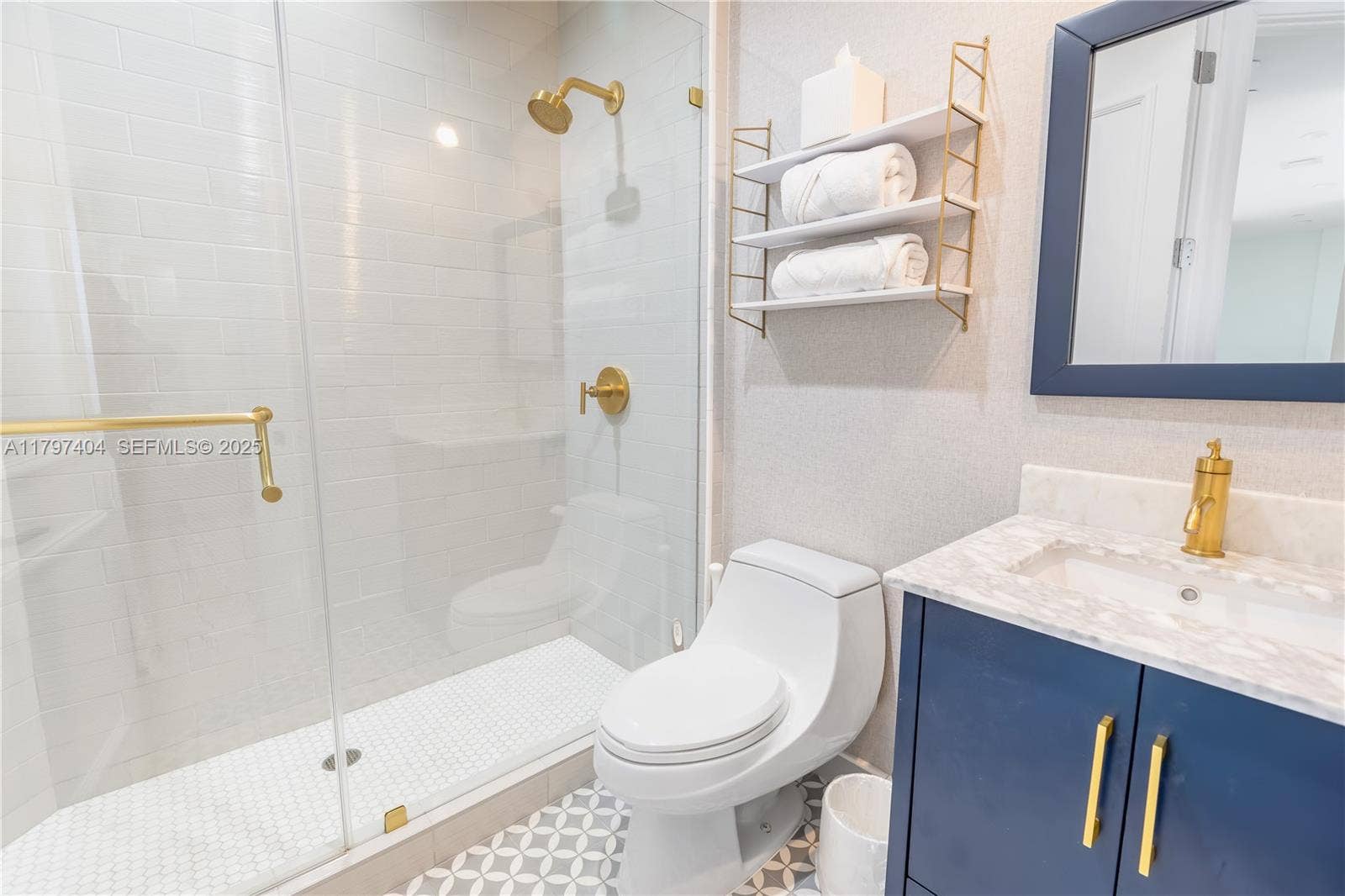 2120 N Ocean Boulevard, #VII, Fort Lauderdale, FL 33305 Guest Bathroom 1, Third Floor