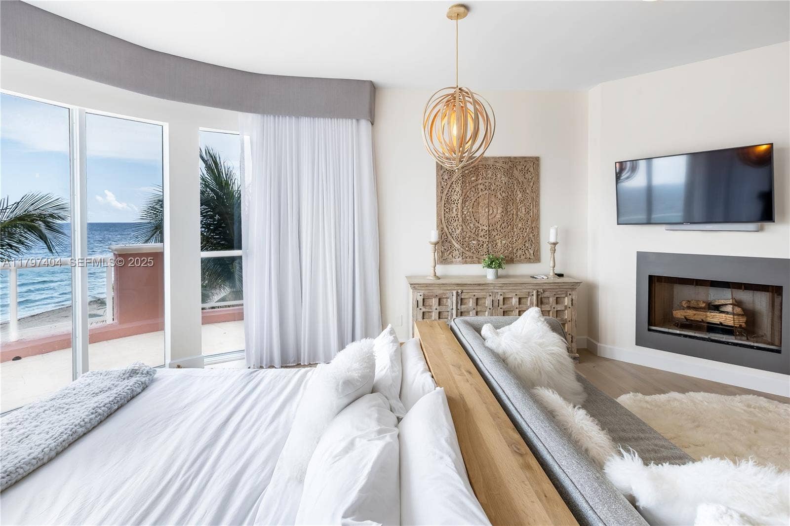 2120 N Ocean Boulevard, #VII, Fort Lauderdale, FL 33305 Main Bedroom, 4th Floor