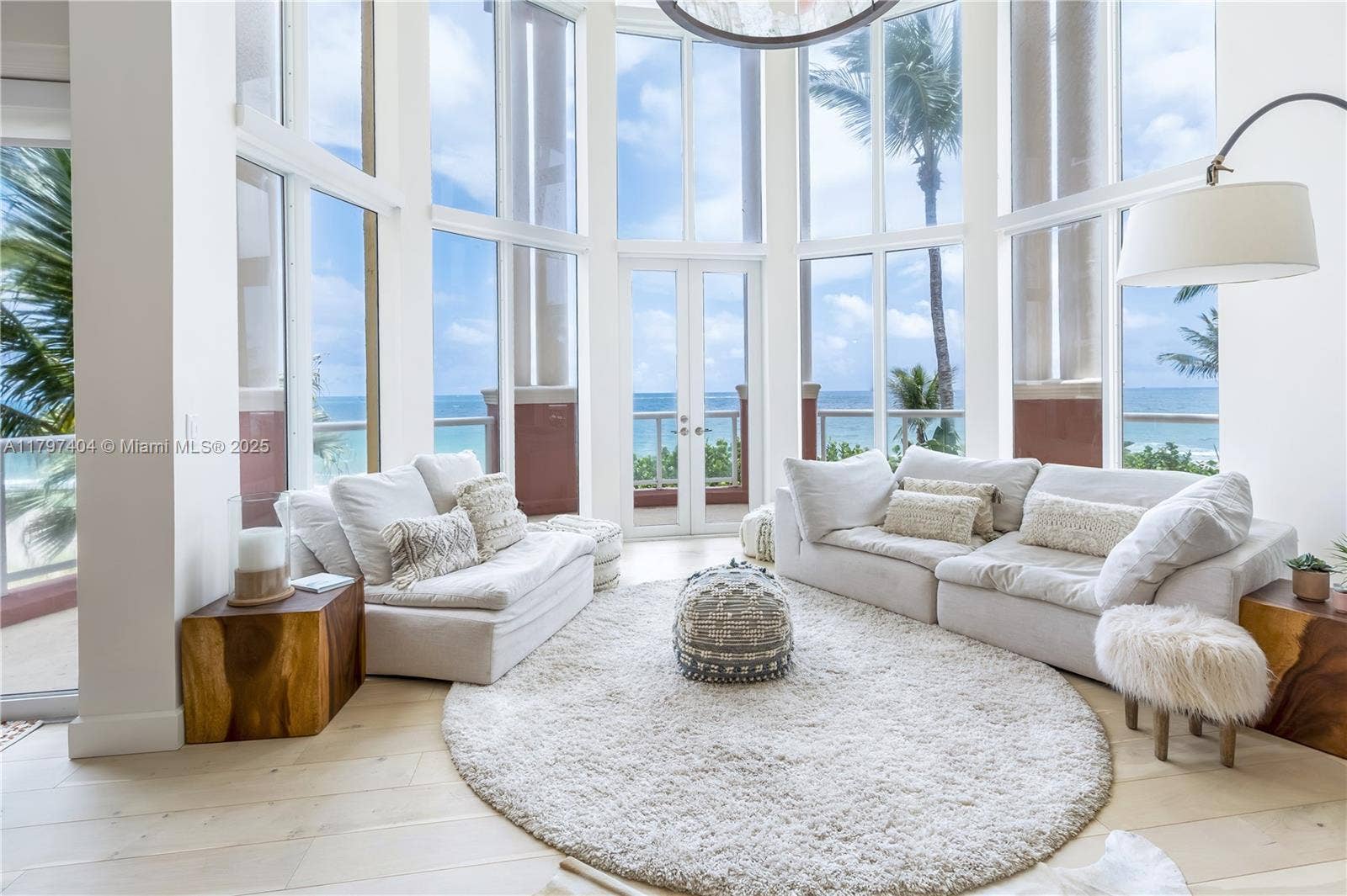 2120 N Ocean Boulevard, #VII, Fort Lauderdale, FL 33305 Second Floor
