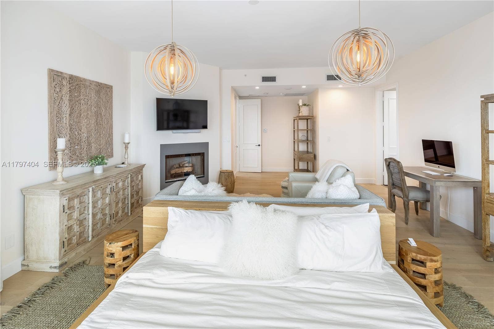 2120 N Ocean Boulevard, #VII, Fort Lauderdale, FL 33305 Main Bedroom, 4th Floor