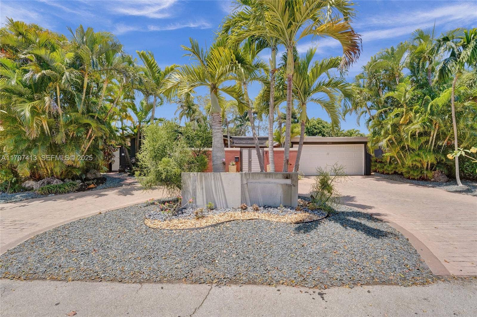 2213 NE 17th Avenue, Wilton Manors, FL 33305 Photo 39