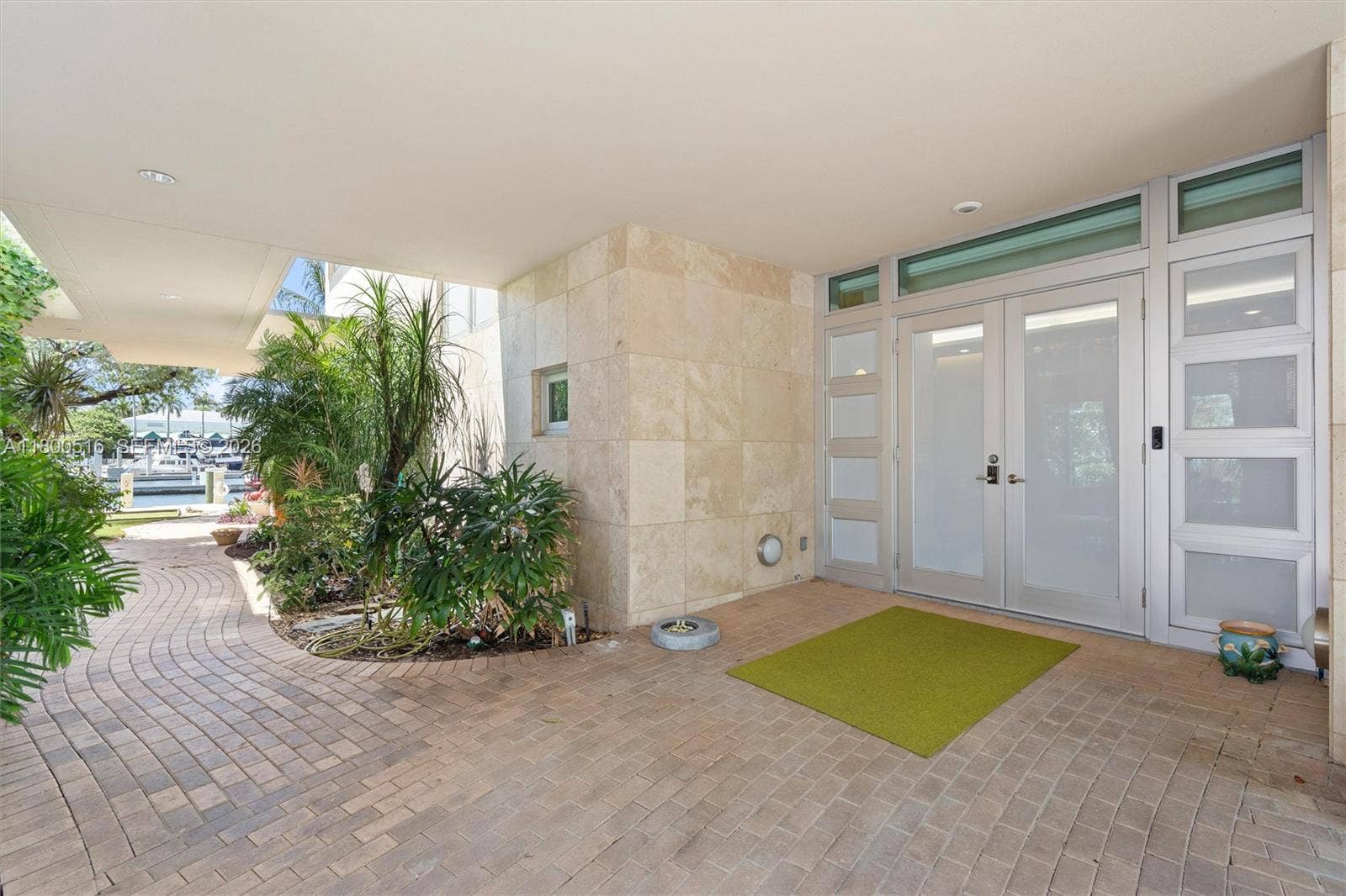 2500 Mercedes Drive, Fort Lauderdale, FL 33316 Photo 7