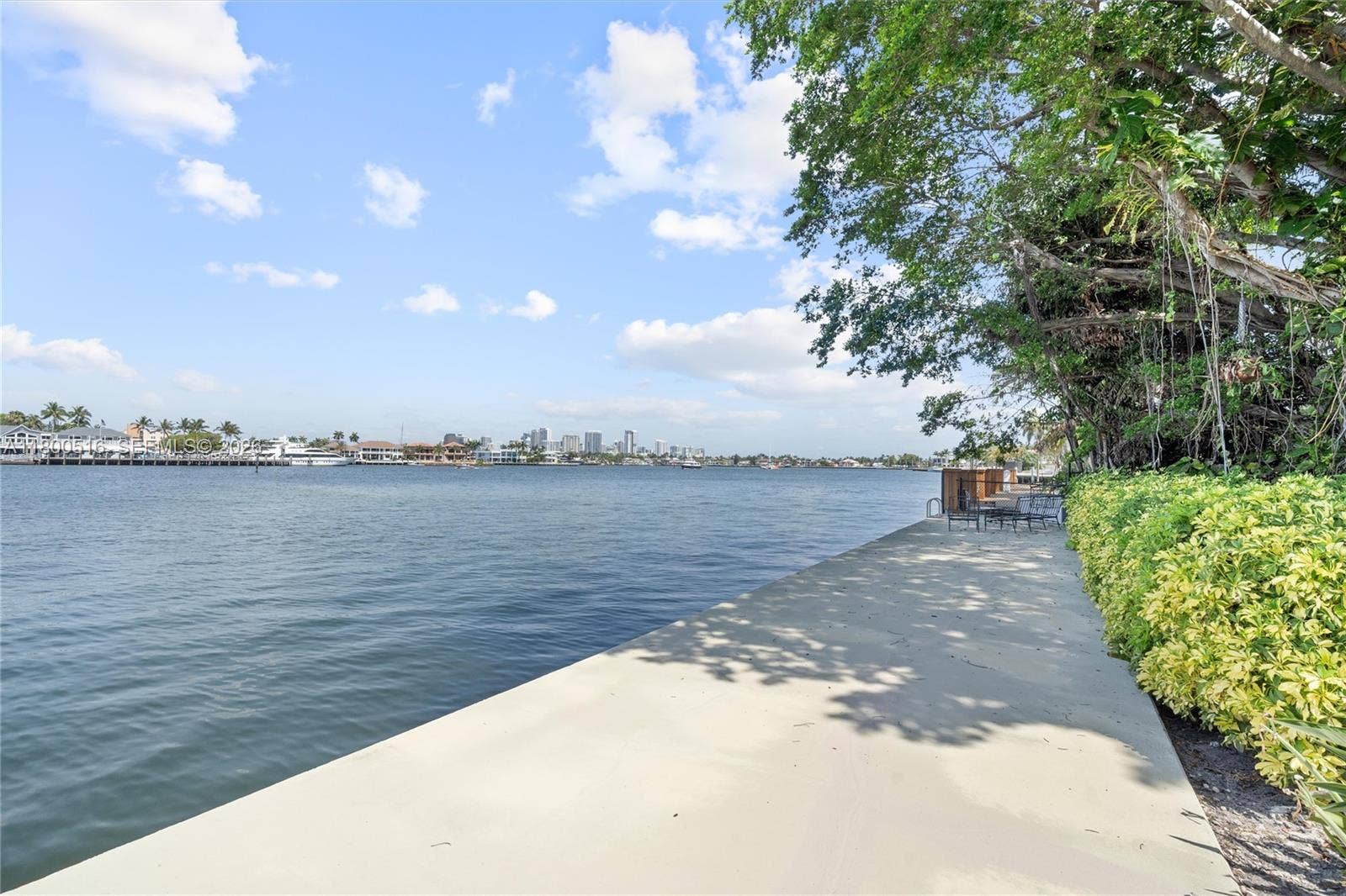 2500 Mercedes Drive, Fort Lauderdale, FL 33316 Photo 46